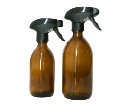 Glass bottle with spray trigger
