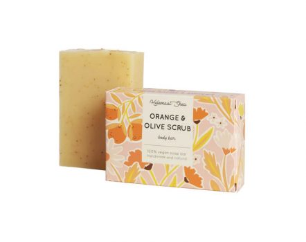 HelemaalShea Orange & Olive scrub soap