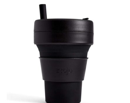 Stojo: Reusable to go cup in color ink (black) 470ml